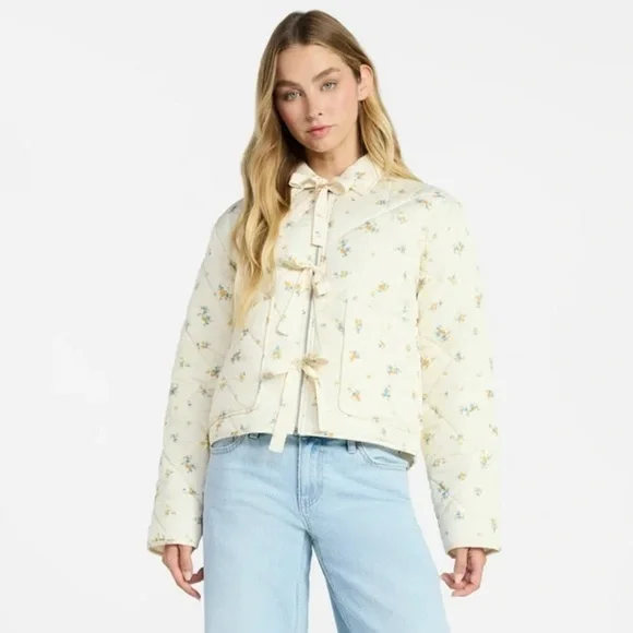 No Boundaries Floral Quilted Bow Jacket Cottagecore Coquette Cropped Puffer NWT - Picture 2 of 11